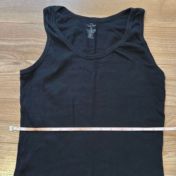 Calvin Klein Black Tank Top Size Medium - Picture 5 of 7